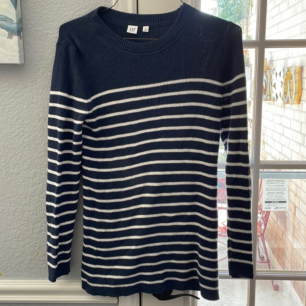 Maternity sweater
